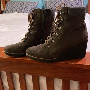 Dr. Schools ankle boots. Size 10